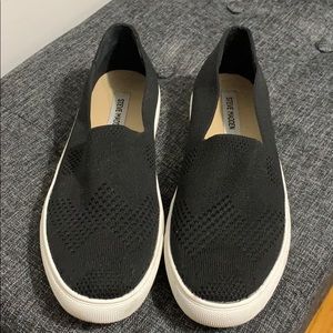 Steve Madden Frankel slip on shoe size 9.5